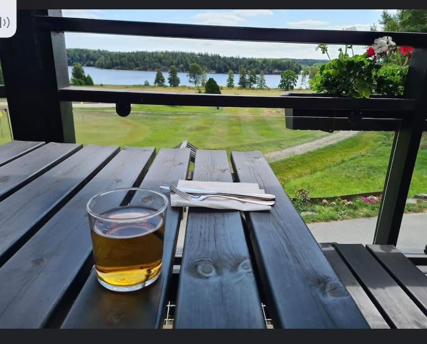 Nyrenoverat Strandnaera Med Fantastisk Utsikt Rimbo Exterior foto